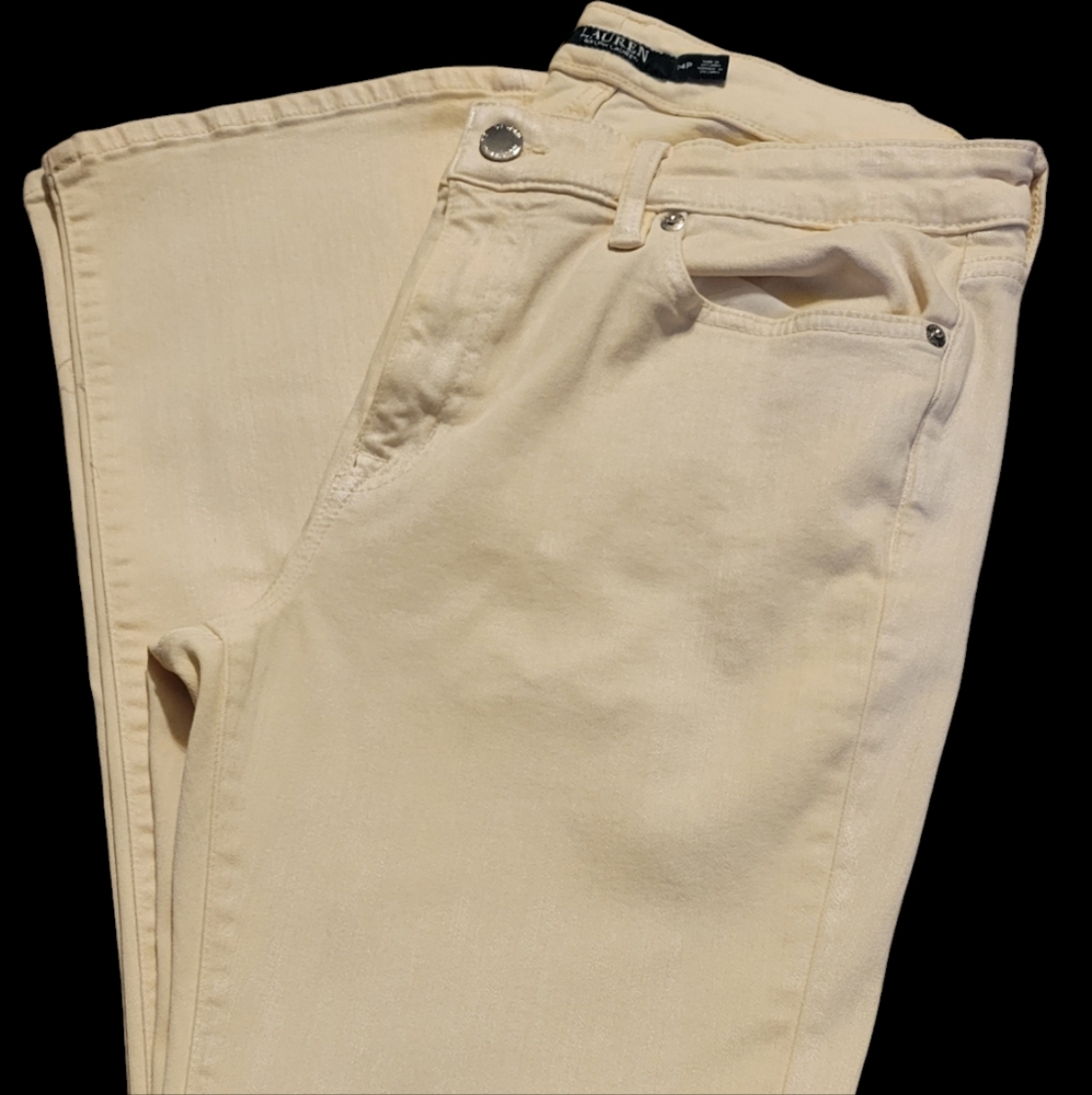 Womens Lauren Ralph Lauren cream color jeans.